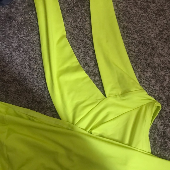 Set - Picture 2 of 3